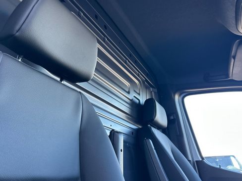 New 2025 Mercedes-Benz Sprinter 2500 image 16