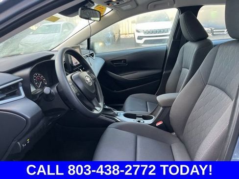 Used 2025 Toyota Corolla LE w/ Convenience Package FWD image 7