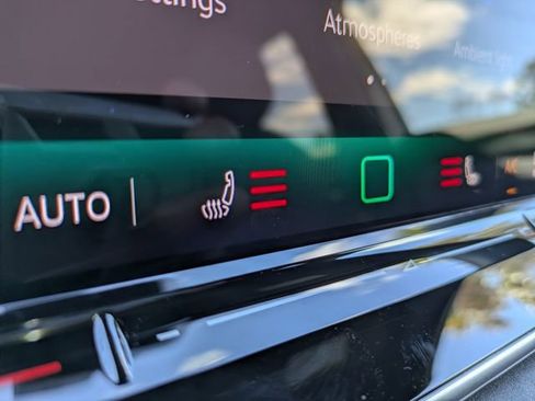 New 2026 Volkswagen Tiguan SE R-Line image 24