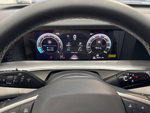 New 2026 Volkswagen Tiguan SE AWD/4WD image 6