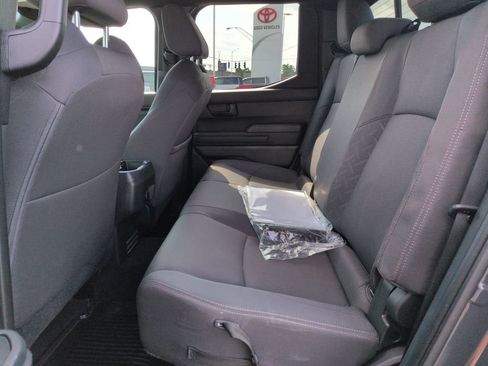 Used 2025 Toyota Tacoma SR5 AWD/4WD image 25