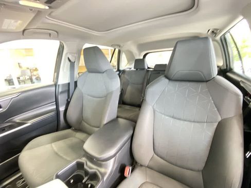 Used 2024 Toyota RAV4 XLE w/ Convenience Package AWD/4WD image 14