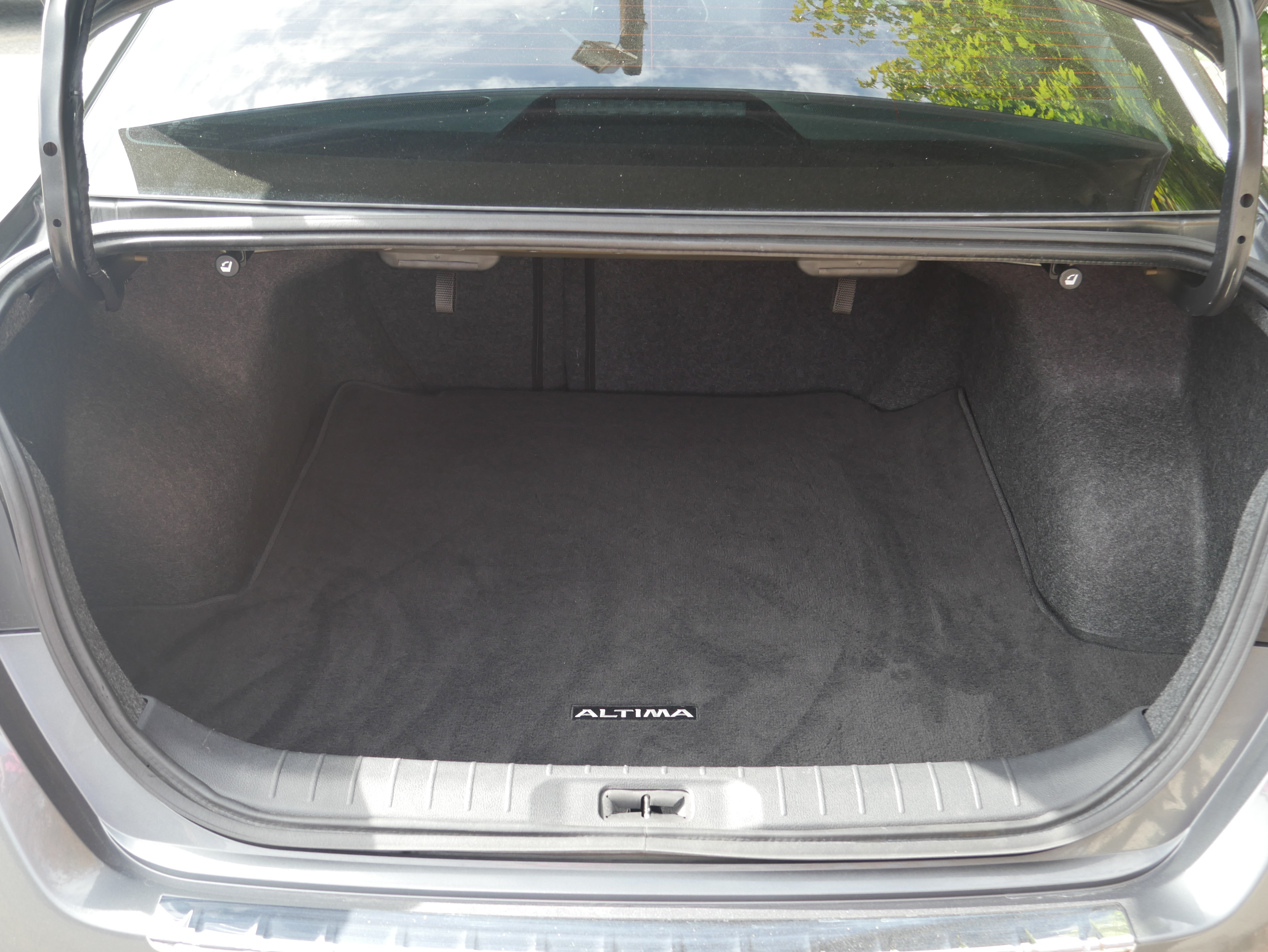 Certified 2022 Nissan Altima 2.5 SR FWD image 14