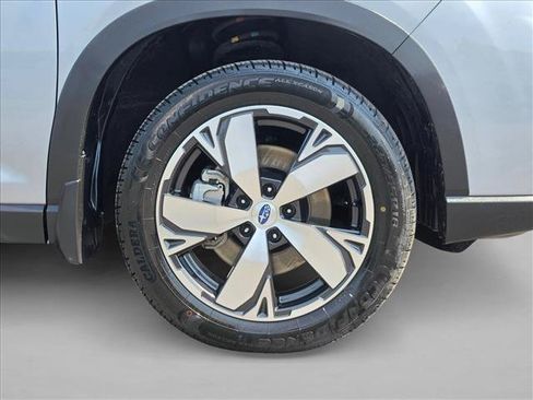 Used 2021 Subaru Forester Touring w/ Popular Package #2 AWD/4WD image 9