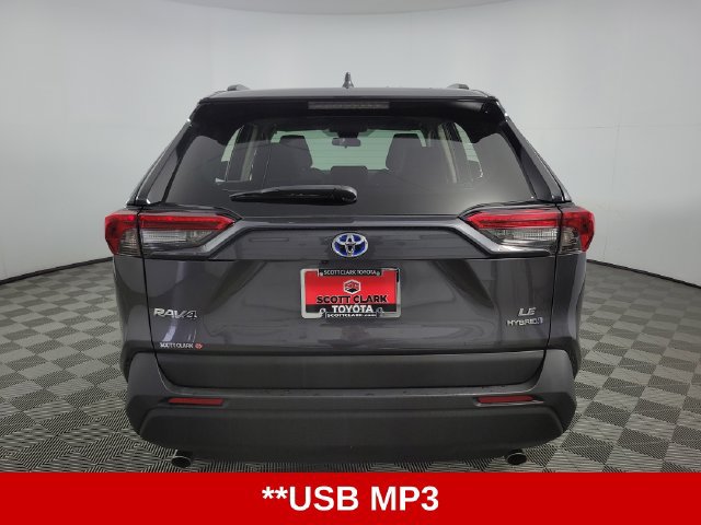 Used 2024 Toyota RAV4 LE AWD/4WD image 7
