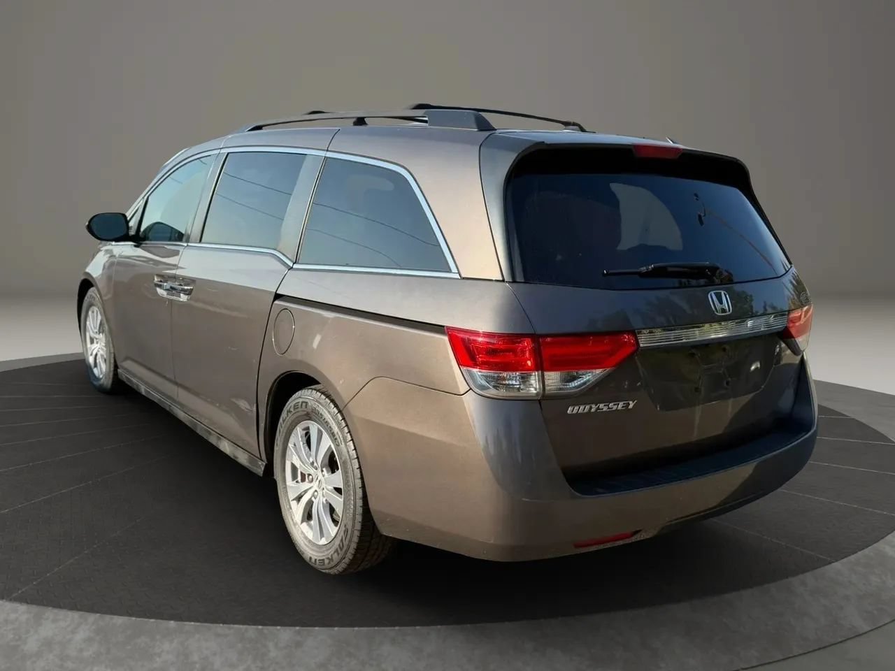 Used 2016 Honda Odyssey EX-L image 6