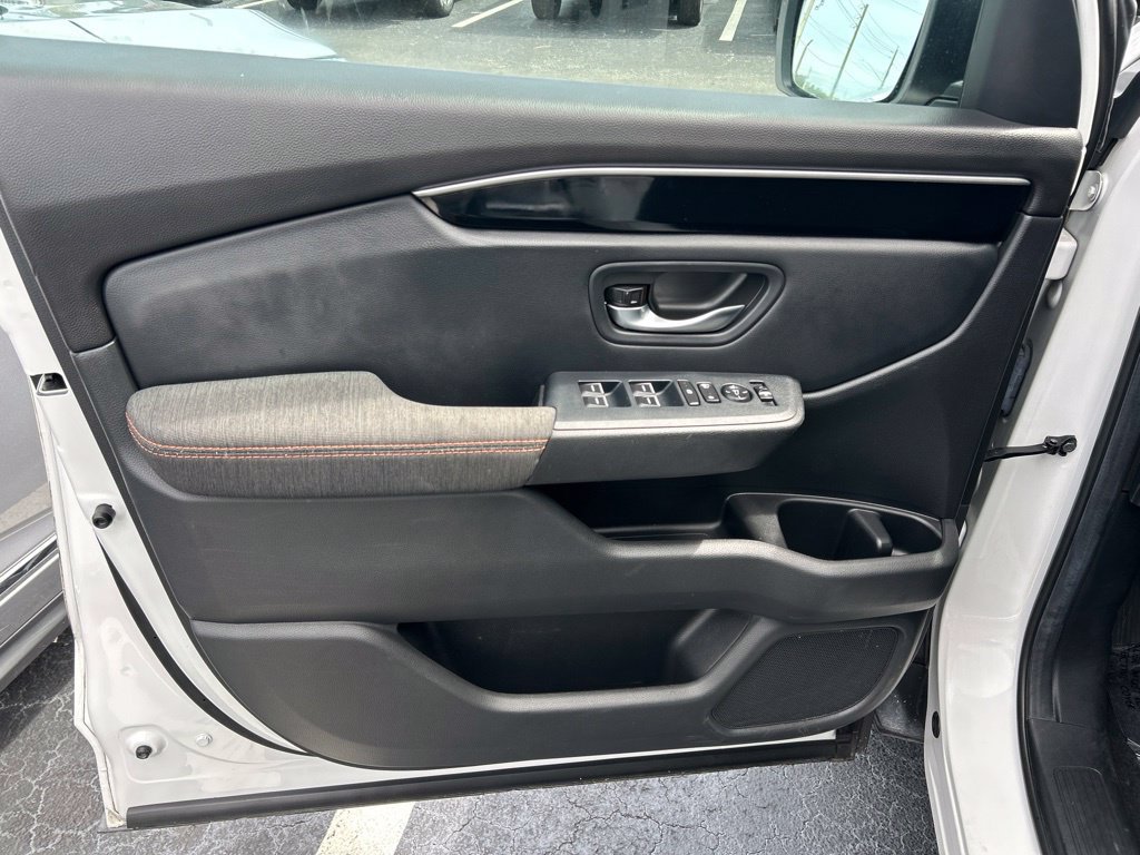Used 2025 Honda Pilot Sport image 18