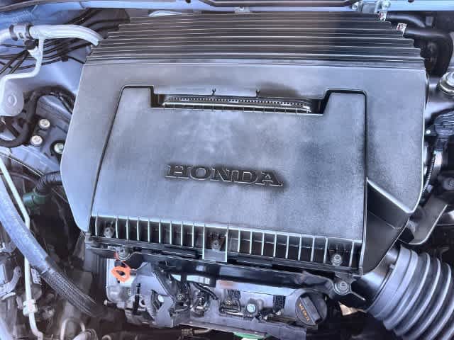 Certified 2025 Honda Pilot Touring image 10
