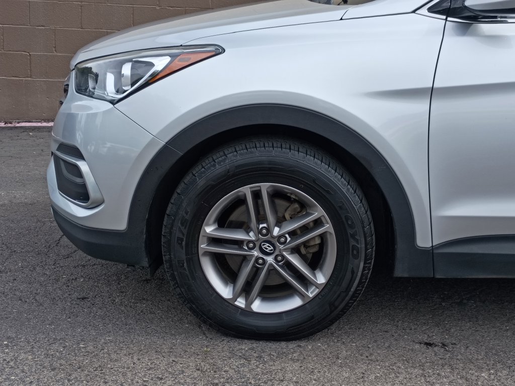 Used 2018 Hyundai Santa Fe Sport AWD/4WD image 9