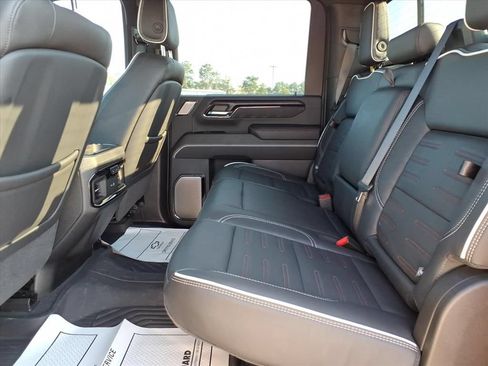 Used 2025 GMC Sierra 2500 AT4X w/ AT4X AEV Edition AWD/4WD image 24