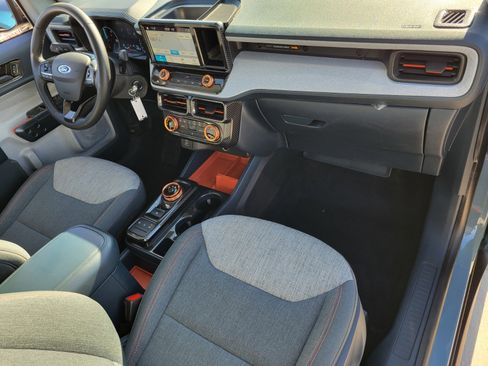 Used 2023 Ford Maverick XLT image 17