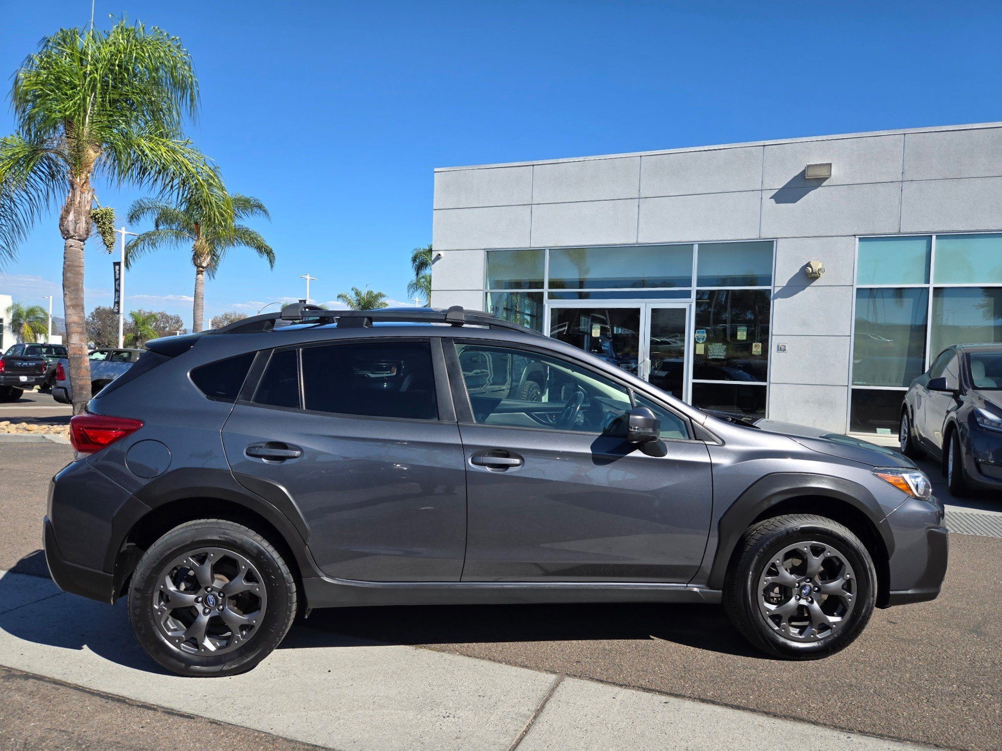 Used 2021 Subaru Crosstrek 2.5i Sport w/ Moonroof Package AWD/4WD image 4
