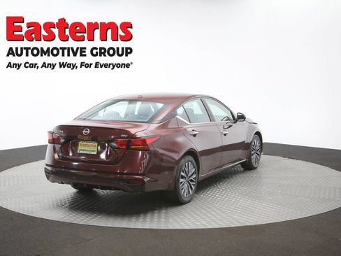 Used 2023 Nissan Altima 2.5 SV FWD image 39