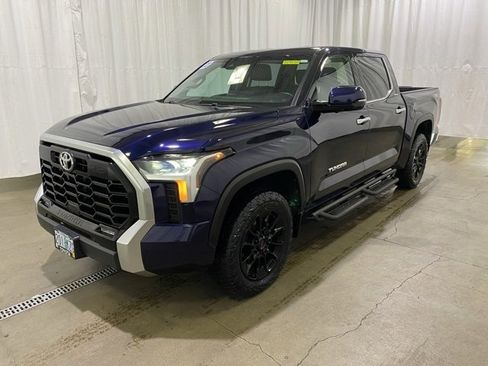 Used 2023 Toyota Tundra Limited w/ TRD Off-Road Package image 8