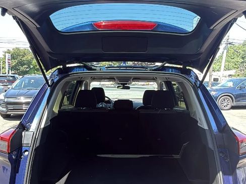 Used 2023 Nissan Rogue SV image 17