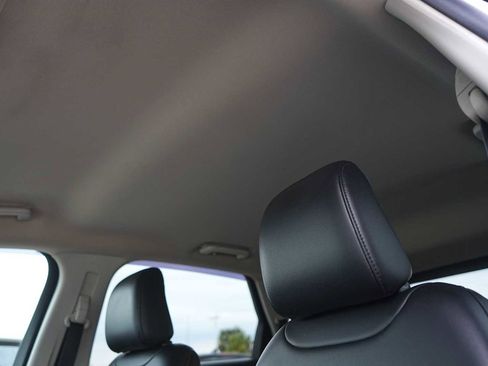 Used 2020 Ford Edge SEL image 26