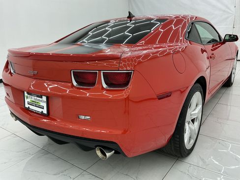 Used 2010 Chevrolet Camaro SS w/ RS Package RWD image 9