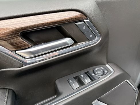 Used 2024 Chevrolet Silverado 1500 LT Trail Boss image 15