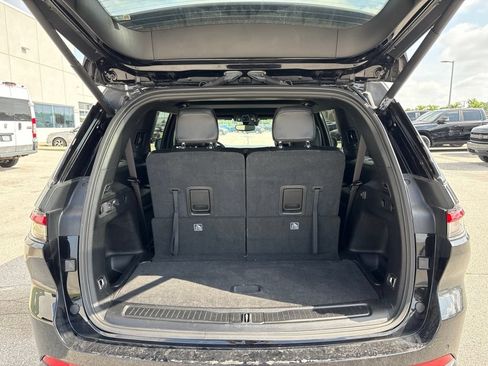 Used 2023 Jeep Grand Cherokee L Laredo AWD/4WD image 12