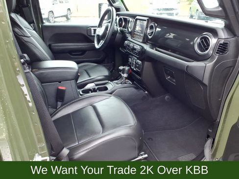 Used 2021 Jeep Wrangler Unlimited Sahara image 22