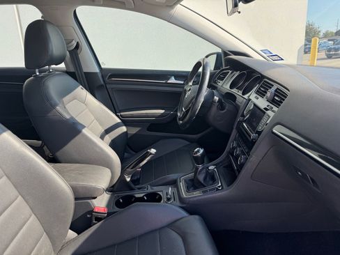 Used 2015 Volkswagen Golf TDI SEL image 6