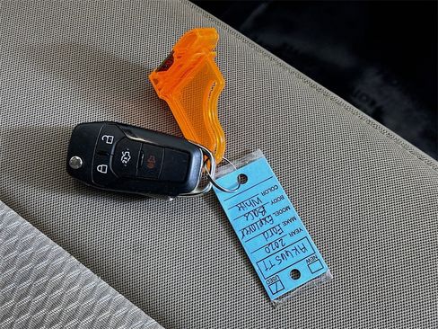 Used 2020 Ford Explorer Base image 33