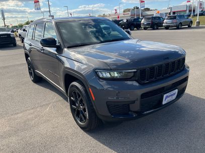 Used 2024 Jeep Grand Cherokee L Laredo