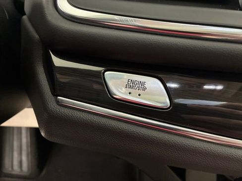 Used 2023 Buick Enclave Essence w/ Experience Buick Package image 24