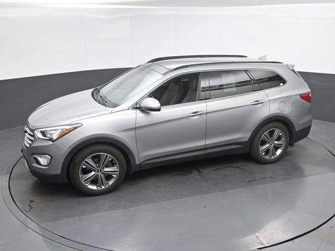 Used 2015 Hyundai Santa Fe Limited w/ Option Group 04 AWD/4WD image 37