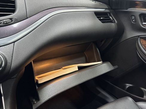 Used 2014 Chevrolet Impala LT w/ Convenience Package image 26