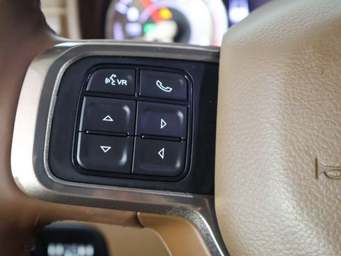 Used 2019 RAM 2500 Limited AWD/4WD image 40