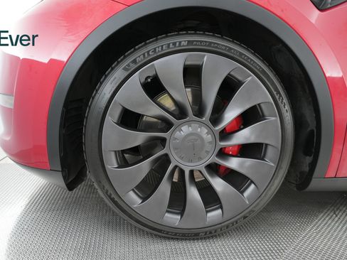Used 2023 Tesla Model Y Long Range AWD/4WD image 20