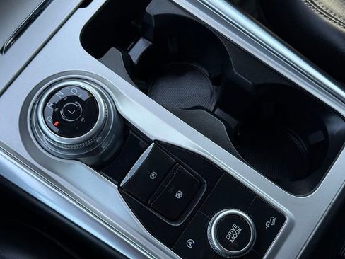 Certified 2023 Ford Explorer XLT w/ Equipment Group 202A image 14