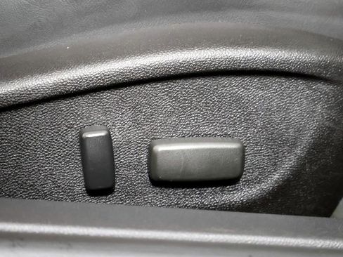 Used 2014 Chevrolet Camaro LT image 51