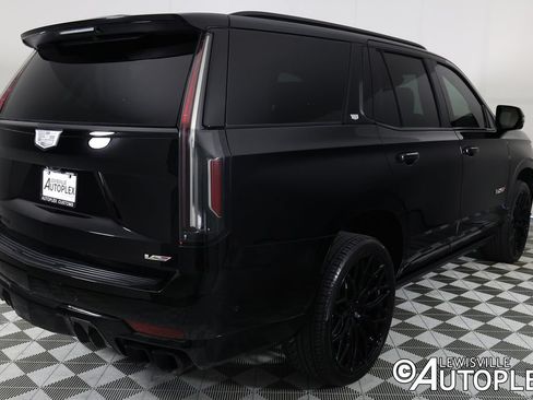 Used 2024 Cadillac Escalade V w/ LPO, ONYX Package AWD/4WD image 5