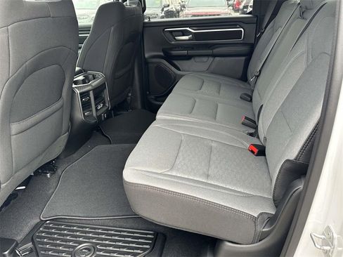 New 2026 RAM 1500 4x4 Crew Cab image 9