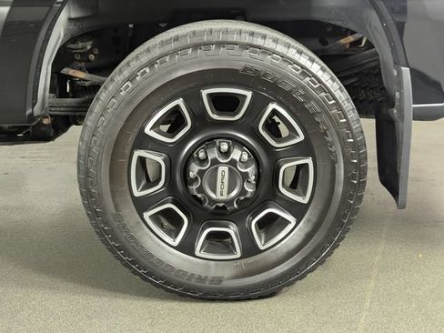 Used 2023 Ford F350 Platinum AWD/4WD image 12