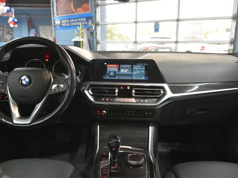 Used 2020 BMW 330i Sedan image 24