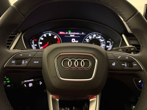 Used 2023 Audi Q5 2.0T Premium AWD/4WD image 11