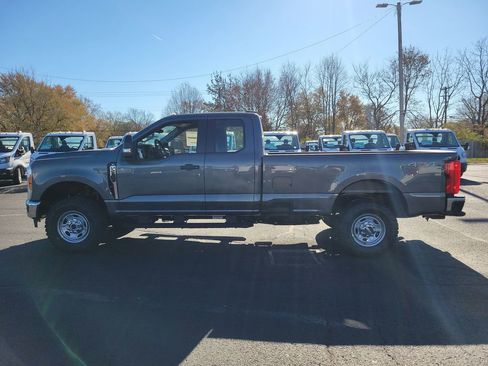 New 2026 Ford F250 XL w/ XL Off-Road Package image 7