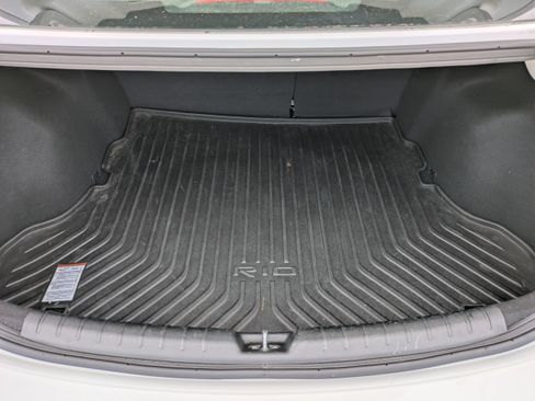 Used 2020 Kia Rio S FWD image 11