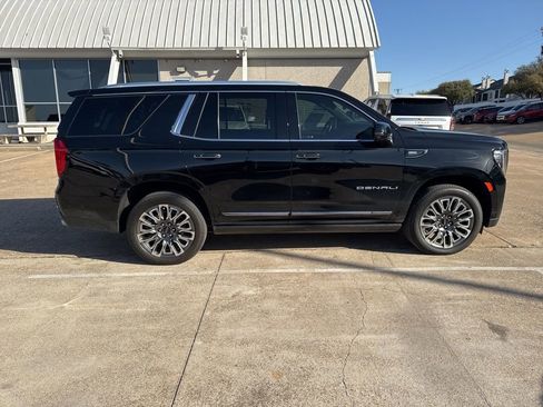 Used 2024 GMC Yukon Denali Ultimate image 8