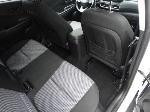 Used 2021 Hyundai Kona SEL Plus w/ Cargo Package AWD/4WD image 14