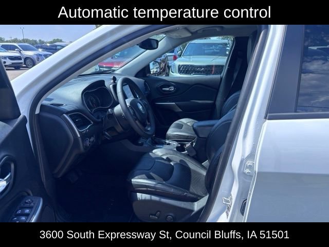 Used 2022 Jeep Cherokee Latitude Lux AWD/4WD image 15