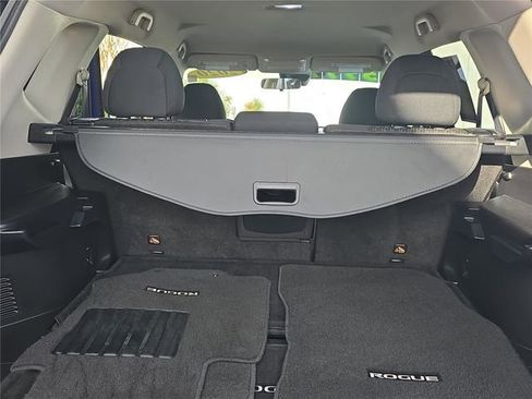 Used 2020 Nissan Rogue SV image 26