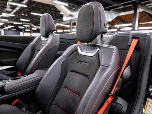 Used 2018 Chevrolet Camaro ZL1 image 7