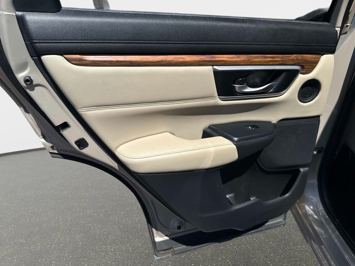 Used 2018 Honda CR-V EX-L image 11