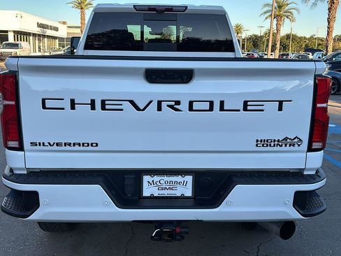 Certified 2024 Chevrolet Silverado 2500 High Country w/ Technology Package image 6