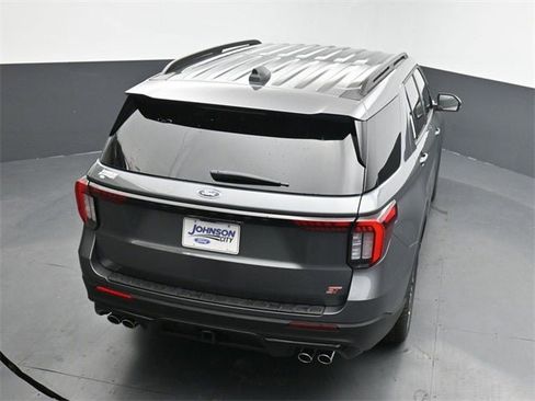 New 2026 Ford Explorer ST image 31