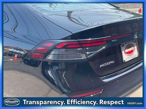 Used 2024 Honda Accord LX image 11